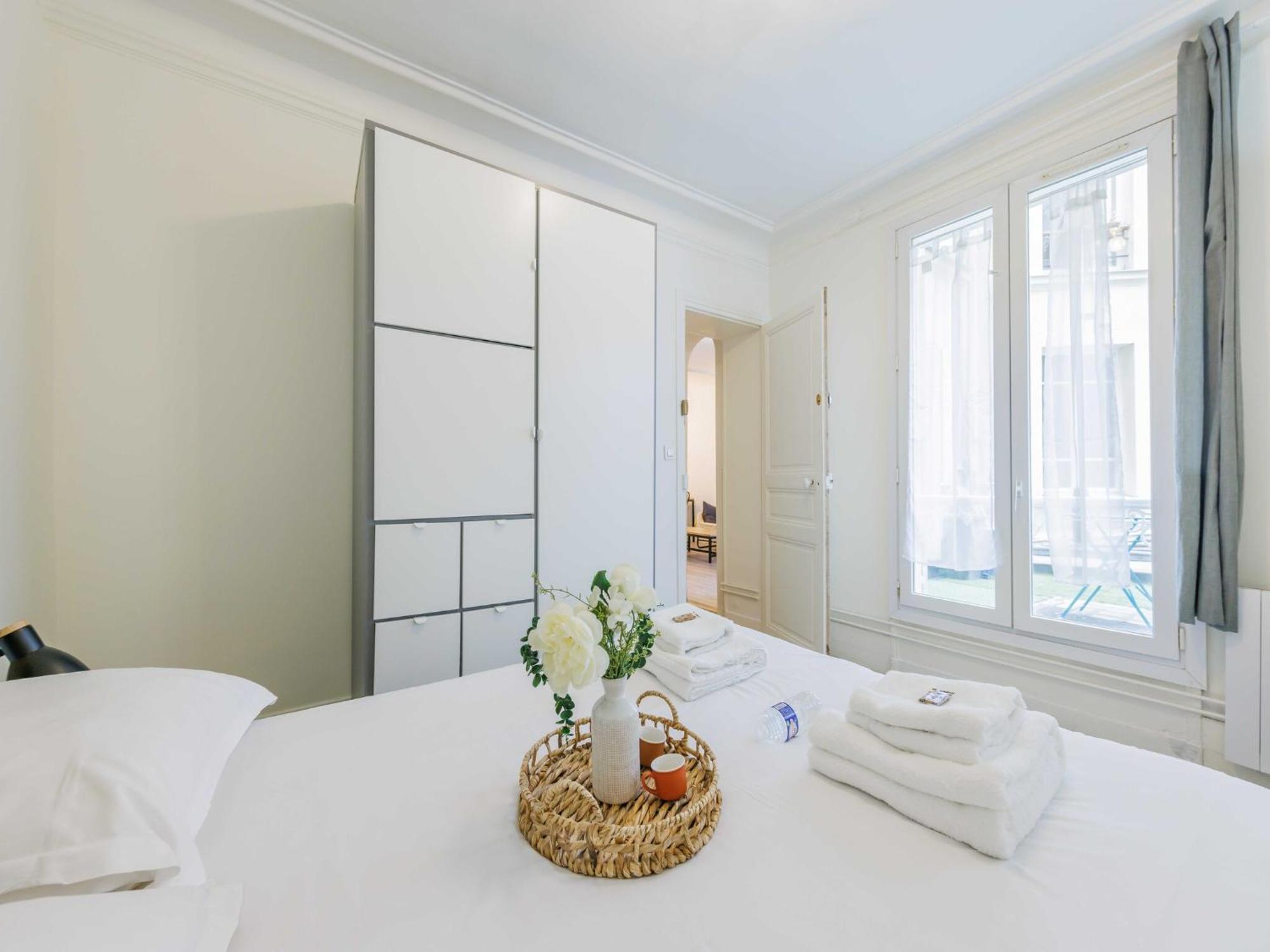 Apartment Near Republique - Mobility Lease *